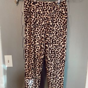 Cheetah athletic leggings , super cute!!